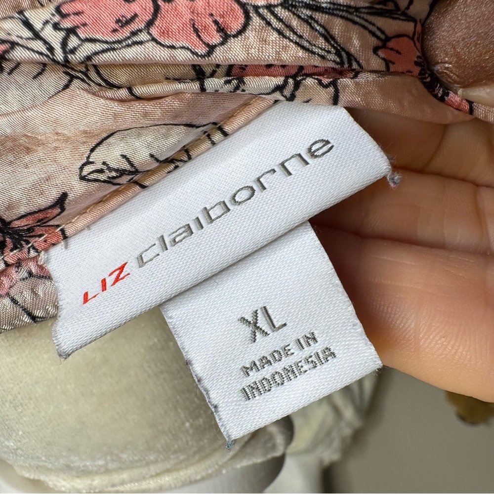 Liz Claiborne Blush Floral Crinkle Blouse XL Tie Neck Long Sleeve - Picture 10 of 10